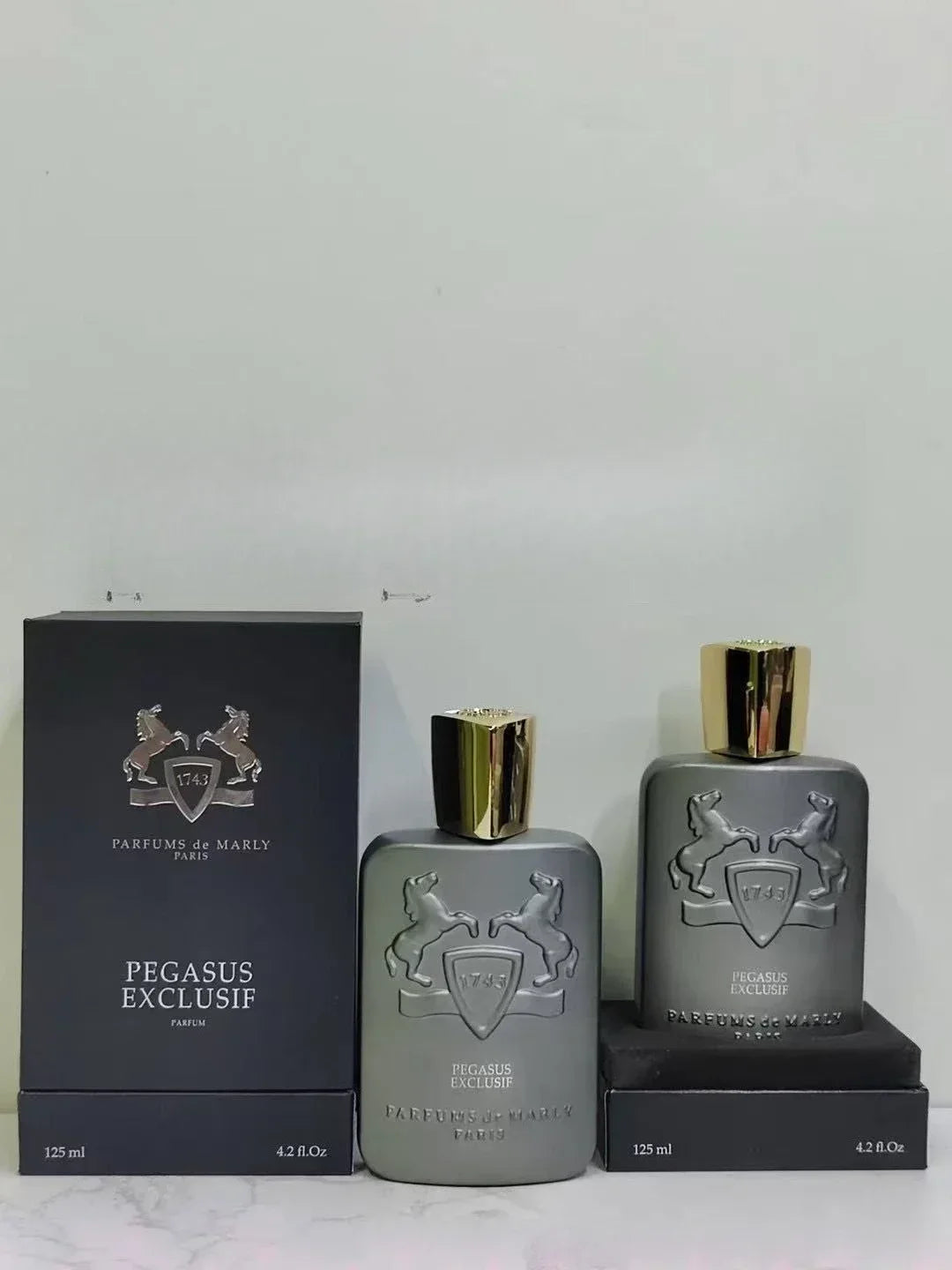 PERFUMES ROYAL CREST NIGHT BLUE