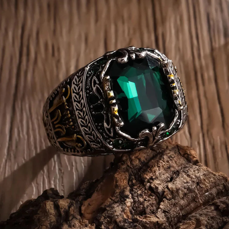 EMERALD IMPERIAL HERITAGE RING