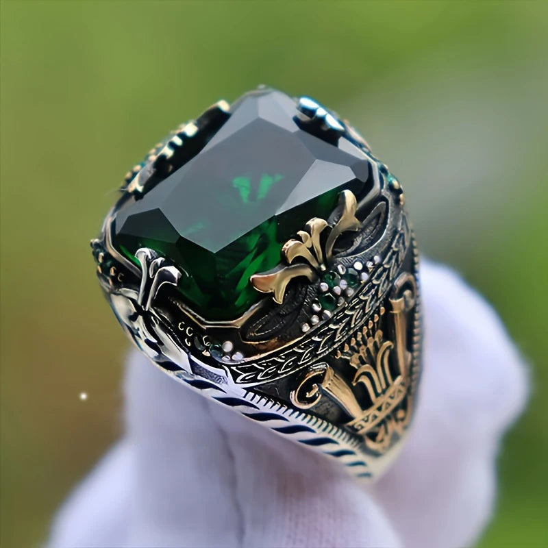 EMERALD IMPERIAL HERITAGE RING