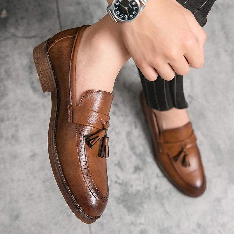 SHOES HERITAGE ARTISAN WINGTIP BROGUE