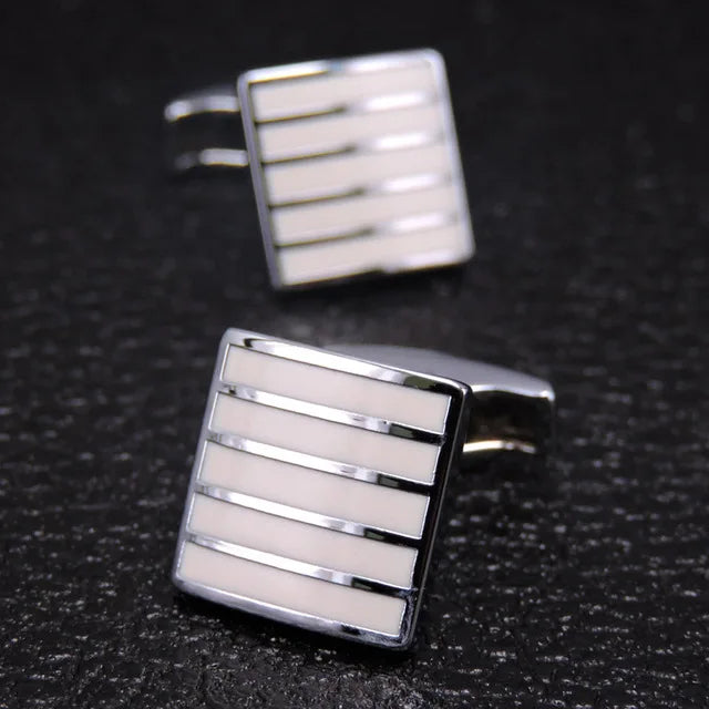 THE SILVER KNIGHT PATTERN CUFFLINKS