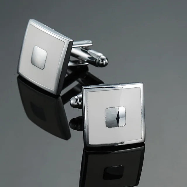 THE SILVER KNIGHT PATTERN CUFFLINKS