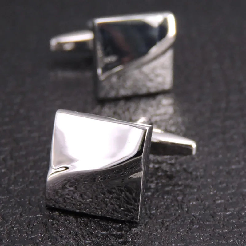 THE SILVER KNIGHT PATTERN CUFFLINKS